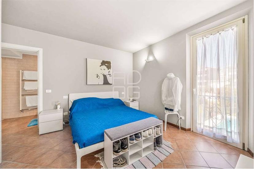 Villa unifamiliare via Marconi, Desenzano Centro, Desenzano del Garda — foto 37 di 56
