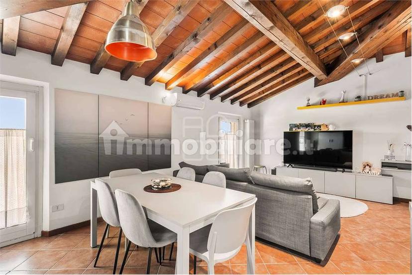 Villa unifamiliare via Marconi, Desenzano Centro, Desenzano del Garda — foto 8 di 56