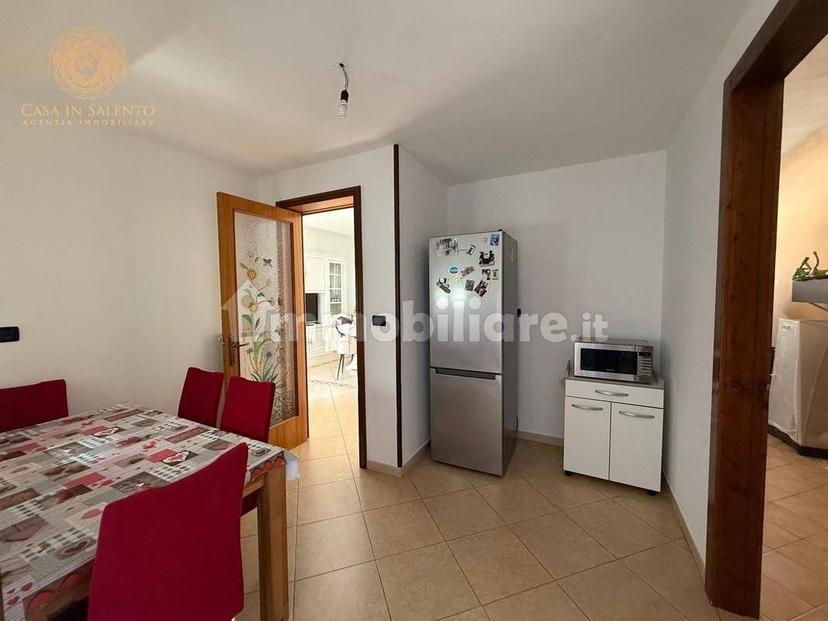 Villa a schiera via .Petrarca,  17, Miggiano — foto 3 di 44