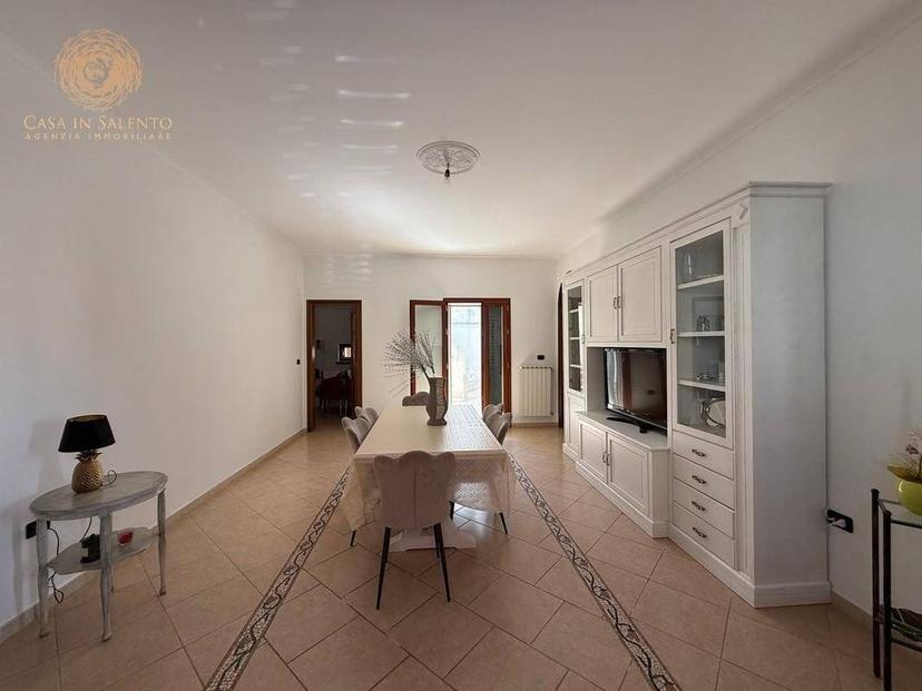 Villa a schiera via .Petrarca,  17, Miggiano — foto 4 di 44