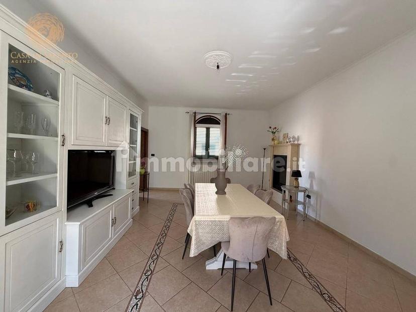 Villa a schiera via .Petrarca,  17, Miggiano — foto 7 di 44