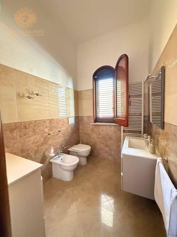 Villa a schiera via .Petrarca,  17, Miggiano — foto 37 di 44