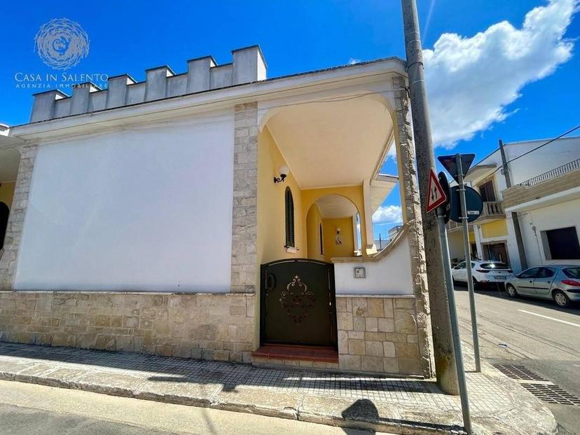 Villa a schiera via .Petrarca,  17, Miggiano — foto 28 di 44