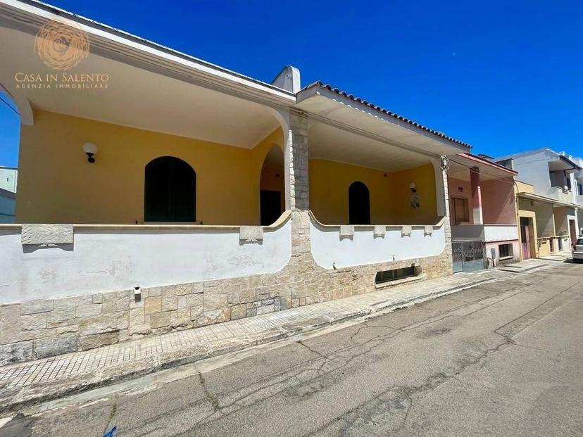 Villa a schiera via .Petrarca,  17, Miggiano — foto 20 di 44