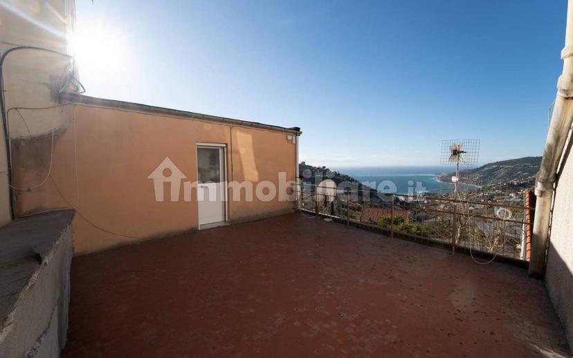 Terratetto unifamiliare 117 m², buono stato, Foce - Semeria, Sanremo — foto 25 di 32