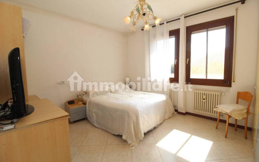 Appartamento via Cornale, Centro, Arzignano — foto 7 di 21