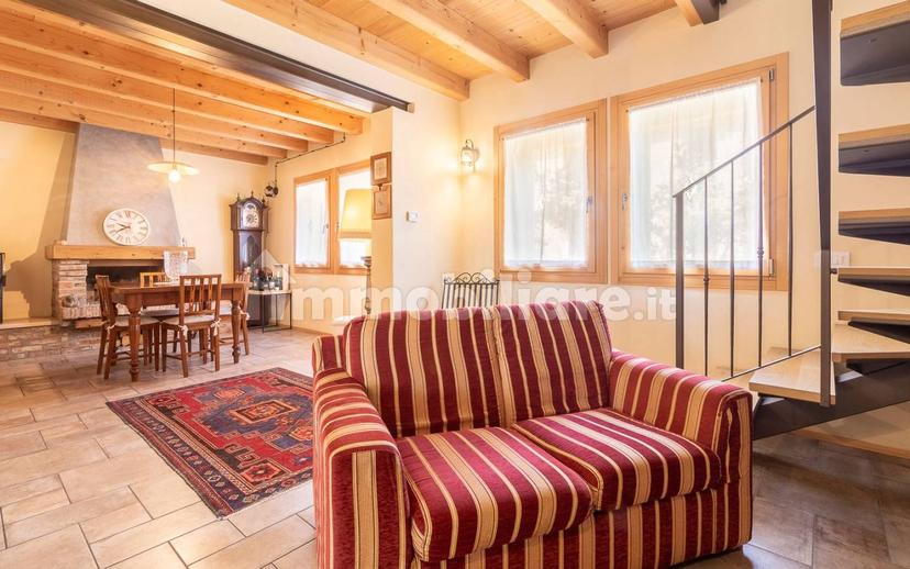 Villa unifamiliare via Roma 16, Centro, Carmignano di Brenta — foto 9 di 37