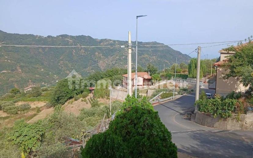 Villa unifamiliare Contrada Barba 14, Sant'Angelo di Brolo — foto 2 di 14