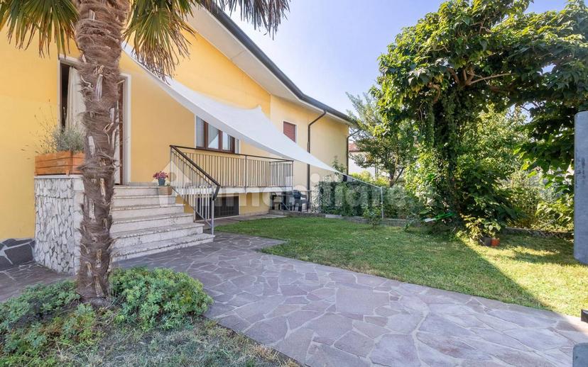 Villa a schiera via dello Sport 9, Centro, Carmignano di Brenta — foto 18 di 24