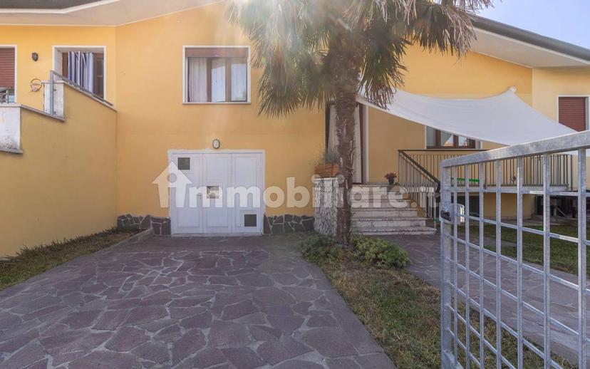 Villa a schiera via dello Sport 9, Centro, Carmignano di Brenta — foto 14 di 24