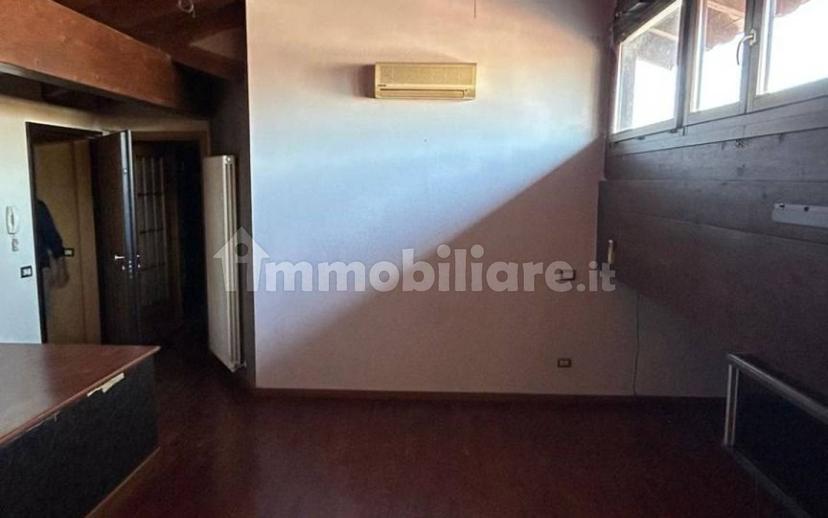 Mansarda via Genova, Centro, Medolla — foto 8 di 14