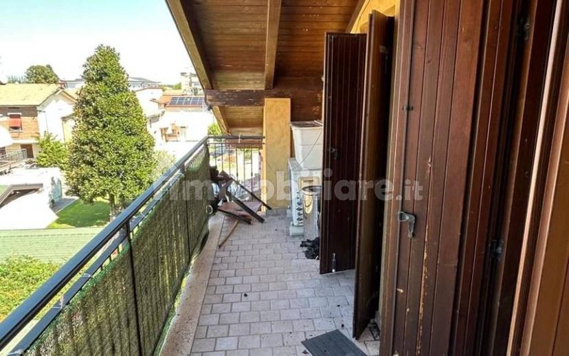 Mansarda via Genova, Centro, Medolla — foto 6 di 14