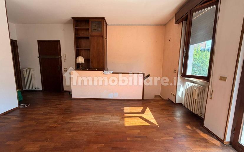 Quadrilocale via Pier Domenico Frattini 43, Centro, Legnago — foto 8 di 17