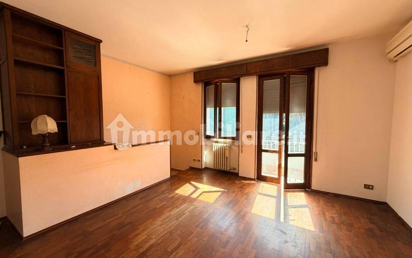 Quadrilocale via Pier Domenico Frattini 43, Centro, Legnago — foto 10 di 17