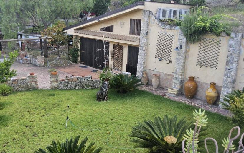Villa unifamiliare via San Francesco, Centro, Siderno — foto 22 di 36