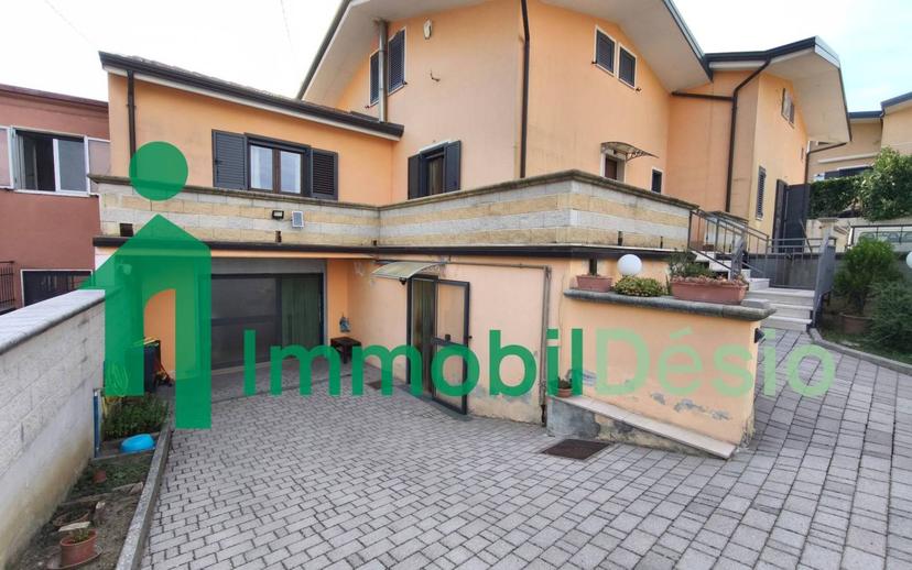 Villa bifamiliare Strada Vicinale Fontana di Camillo, Tito — foto 5 di 35