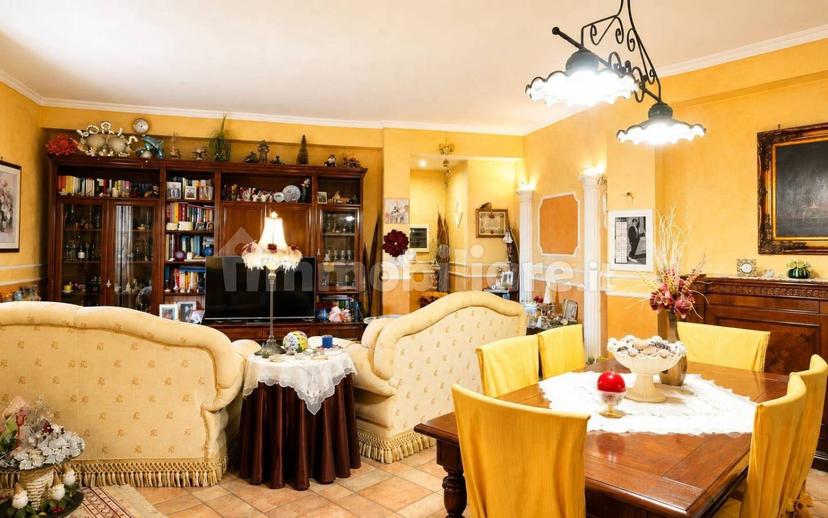Appartamento via Santi Elena e Costantino 28, Centro, Aci Catena — foto 13 di 22