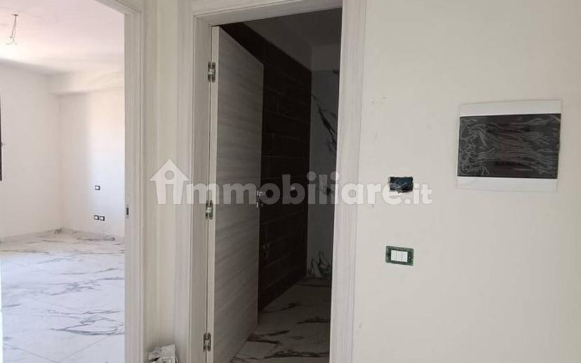 Quadrilocale viale delle Acacie, Pinetamare, Castel Volturno — foto 3 di 19