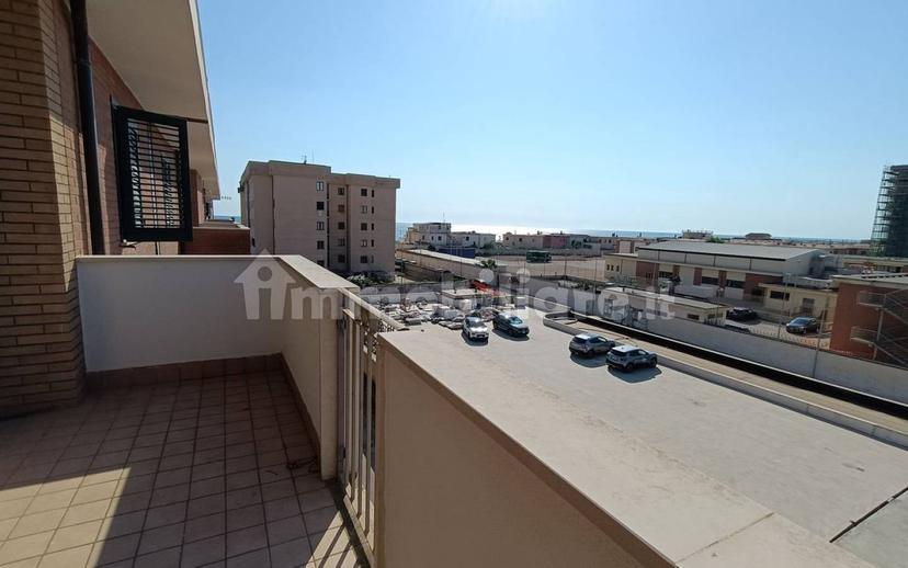 Quadrilocale viale delle Acacie, Pinetamare, Castel Volturno — foto 12 di 19