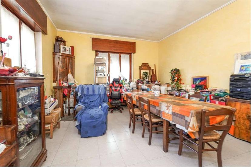 Villa bifamiliare xxv aprile, Centro, Mozzo