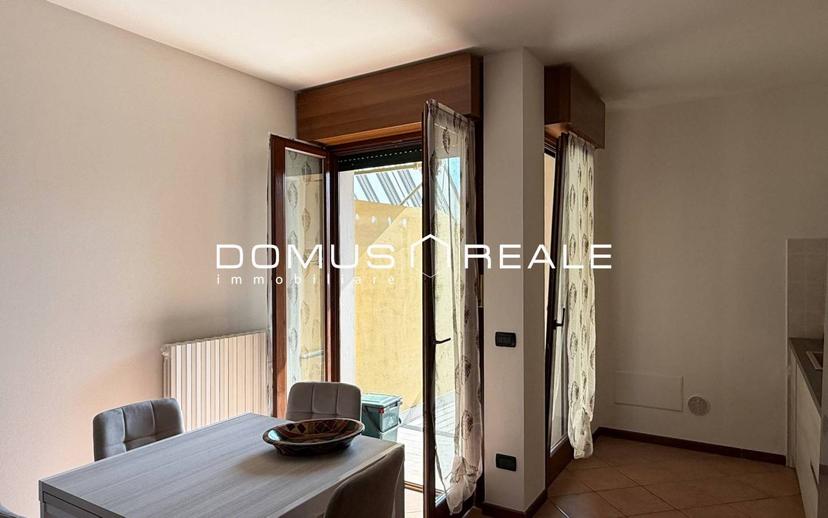 Bilocale via Pasque Veronesi 54, Centro, Castelnuovo del Garda — foto 13 di 26