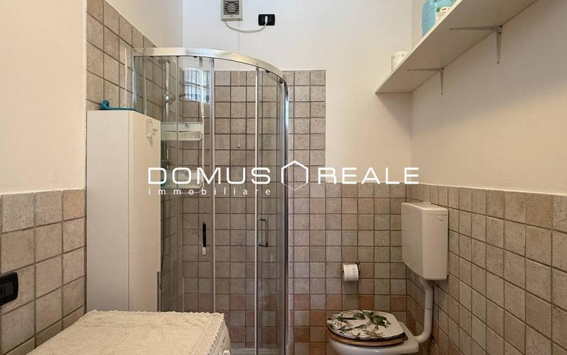 Bilocale via Pasque Veronesi 54, Centro, Castelnuovo del Garda — foto 2 di 26