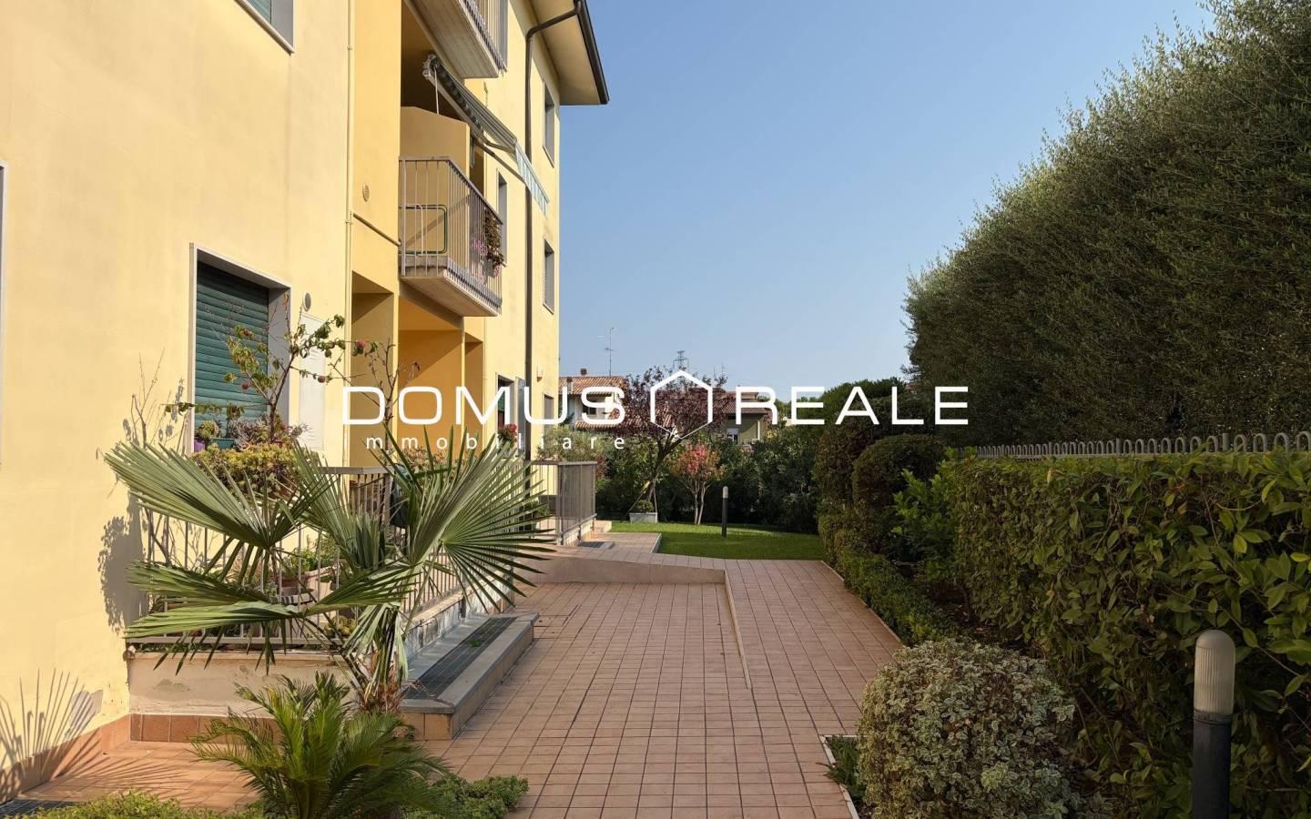 Bilocale via Pasque Veronesi 54, Centro, Castelnuovo del Garda
