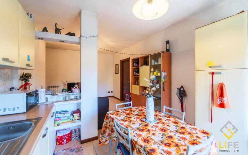 Bilocale via 10 Febbraio 1947 34, Galliate — foto 10 di 21