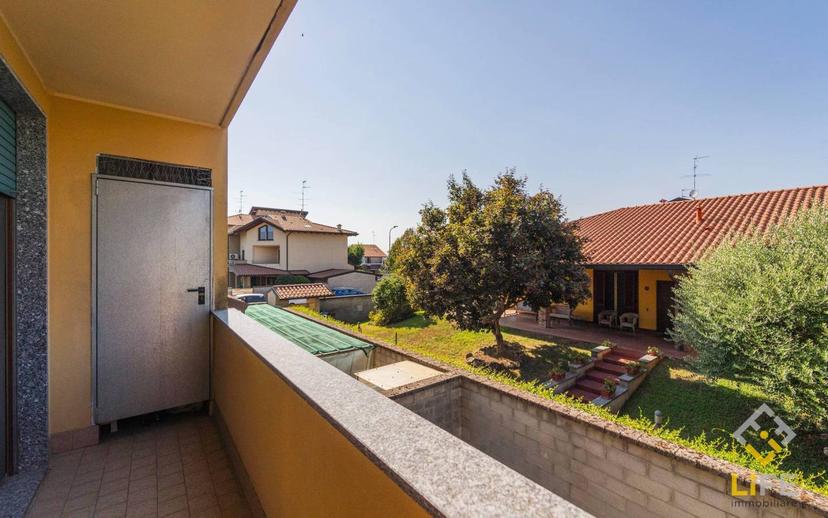 Bilocale via 10 Febbraio 1947 34, Galliate — foto 5 di 21