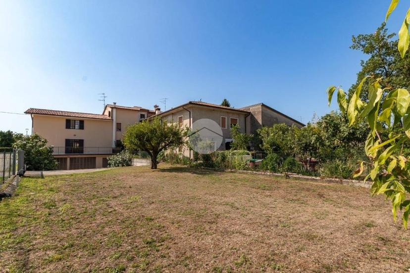 Terratetto plurifamiliare via Scuole 85, Settimo, Balconi, Pescantina