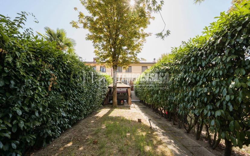 Villa a schiera via NENNI 101, Centro, Castelfranco Emilia — foto 24 di 59