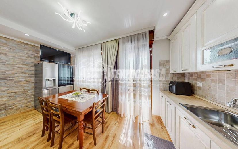 Villa a schiera via NENNI 101, Centro, Castelfranco Emilia — foto 30 di 59