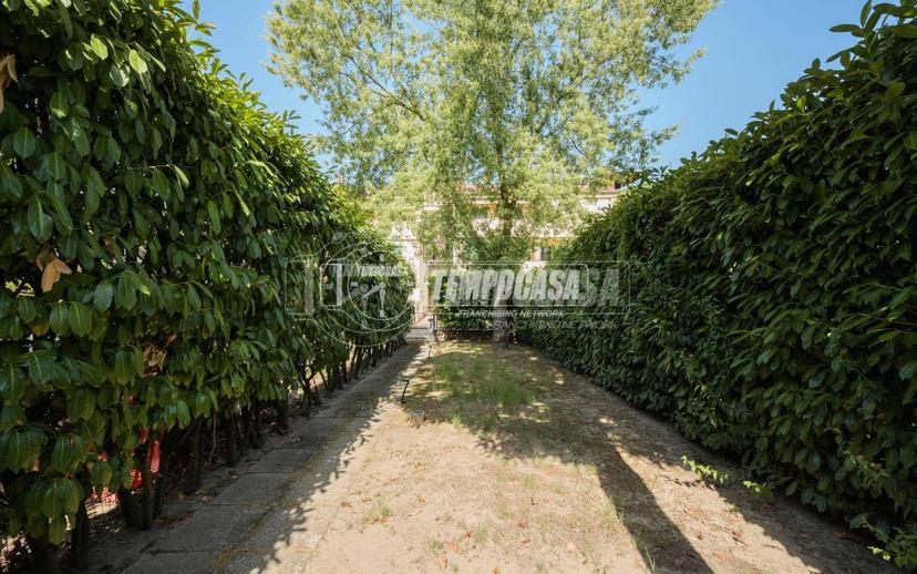 Villa a schiera via NENNI 101, Centro, Castelfranco Emilia — foto 8 di 59