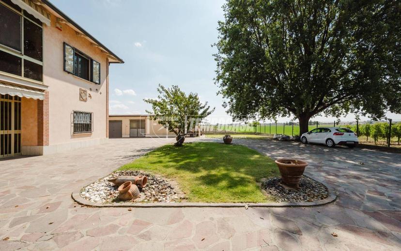 Terratetto unifamiliare via Fantuzza, Castel Guelfo di Bologna — foto 46 di 100