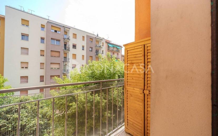 Trilocale via dei Carracci, Talon, Croce, Casalecchio di Reno — foto 33 di 93