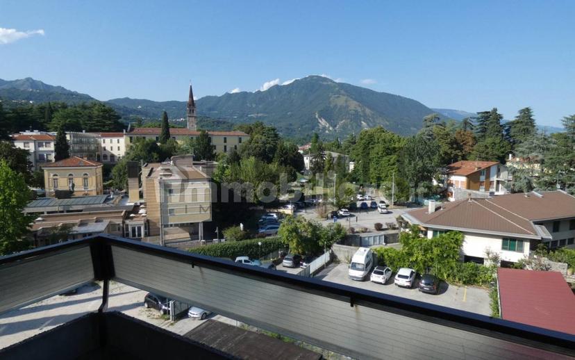 Bilocale via Romana Rompato, Centro, Schio — foto 2 di 12