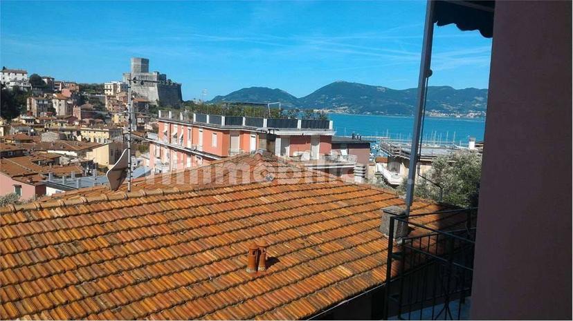Appartamento buono stato, primo piano, San Terenzo, Lerici — foto 4 di 21