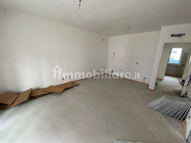Trilocale via Col di Lana, Centro, Brugherio — foto 8 di 11