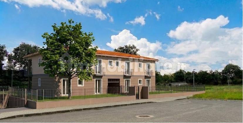 Quadrilocale vicolo Brolo 3, Centro, Ponti sul Mincio