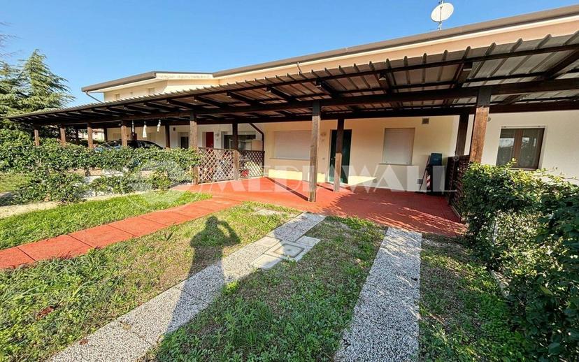 Villa a schiera piazzetta John Fitzgerald Kennedy 9, San Foca, San Quirino — foto 28 di 33