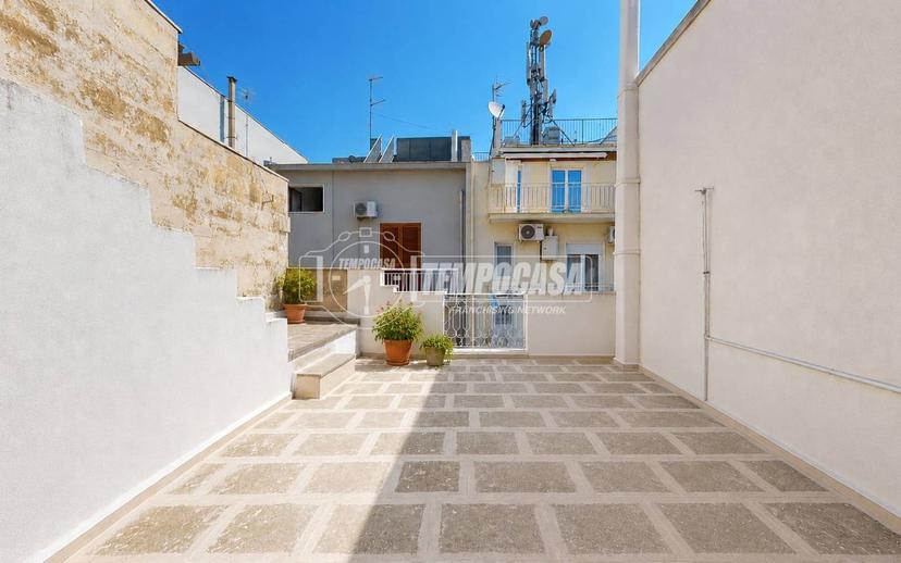 Terratetto unifamiliare via A. Girolamo Magnesi, Centro, Polignano a Mare — foto 6 di 15