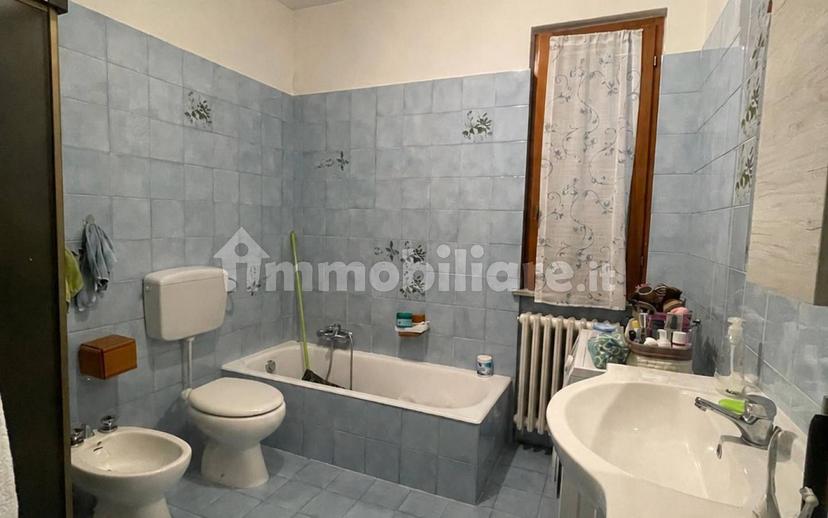 Bilocale buono stato, piano terra, Cameri — foto 2 di 6