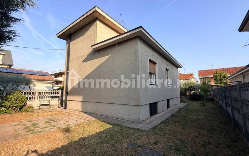 Villa bifamiliare via Monte Rosa 65, Desio — foto 16 di 55
