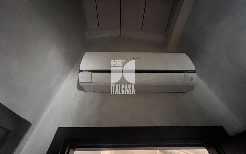 Mansarda via Pietro Fortunato Calvi, Centro, Mantova — foto 14 di 19