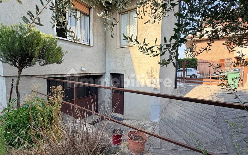 Villa bifamiliare via Monte Rosa 65, Desio — foto 26 di 55