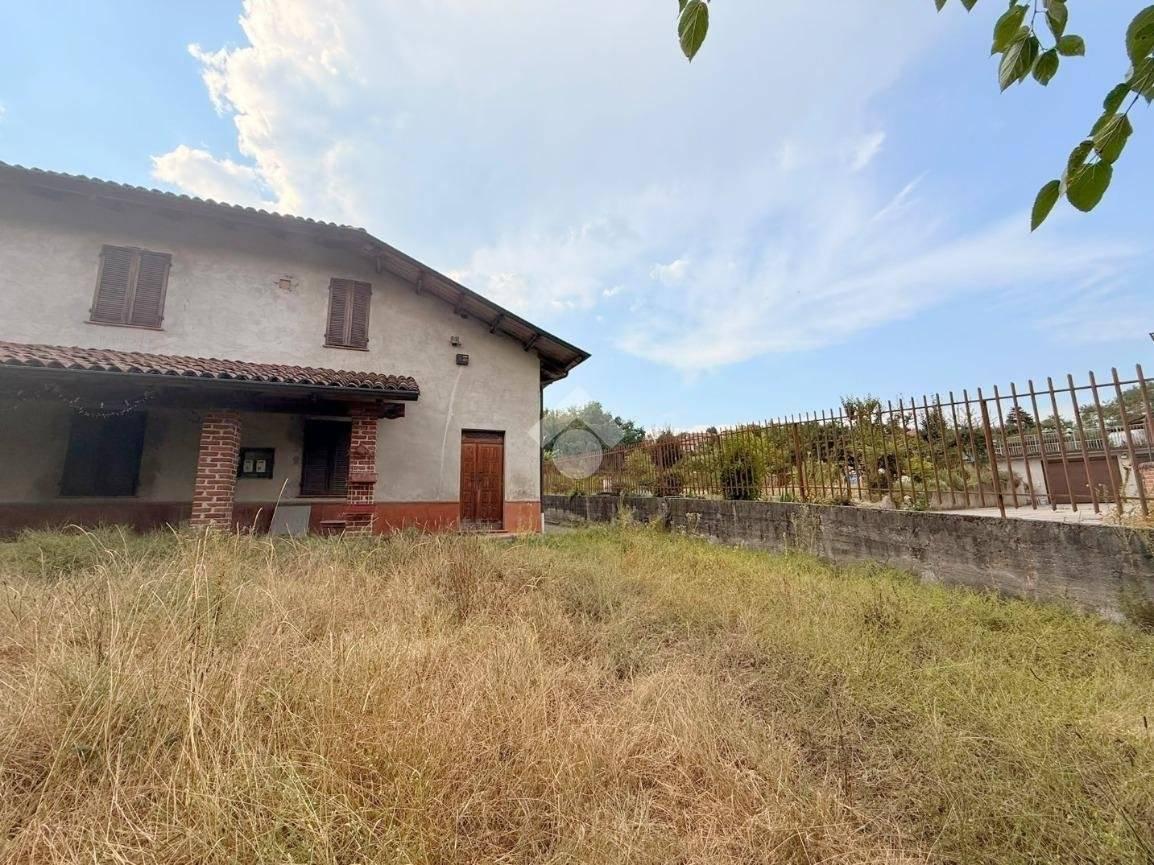 Villa unifamiliare frazione Quarto Inferiore 162, Castiglione, Asti
