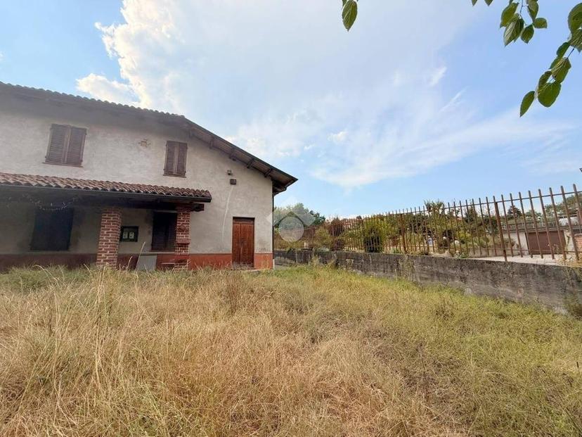 Villa unifamiliare frazione Quarto Inferiore 162, Castiglione, Asti