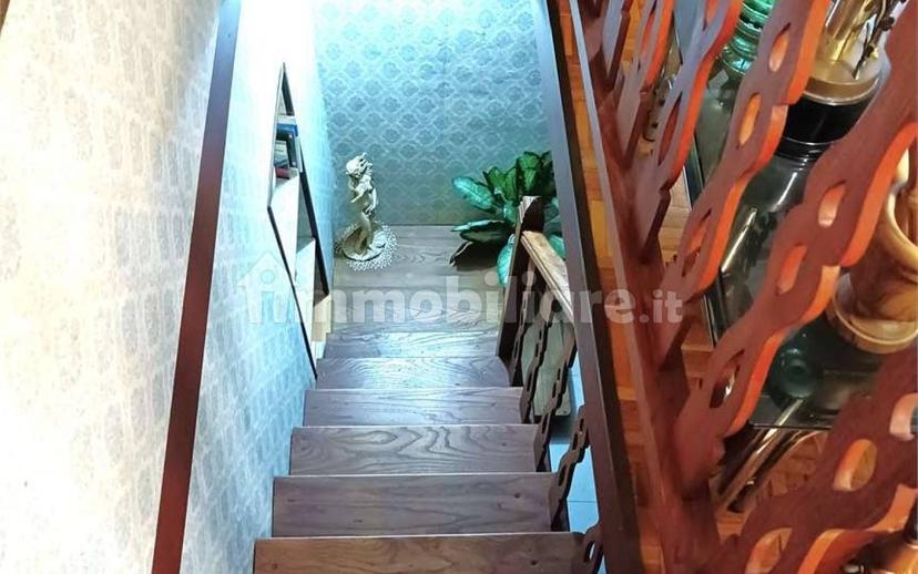 Trilocale via Rovarey 20, Centro, Donnas — foto 12 di 35