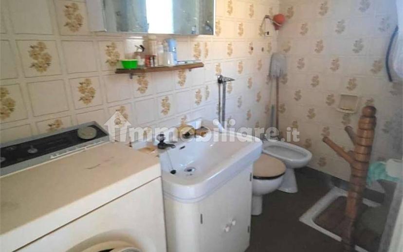 Trilocale via Rovarey 20, Centro, Donnas — foto 10 di 35