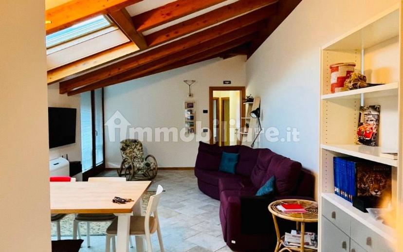 Trilocale via dei Ferrari 1, Centro, Riva del Garda — foto 16 di 17